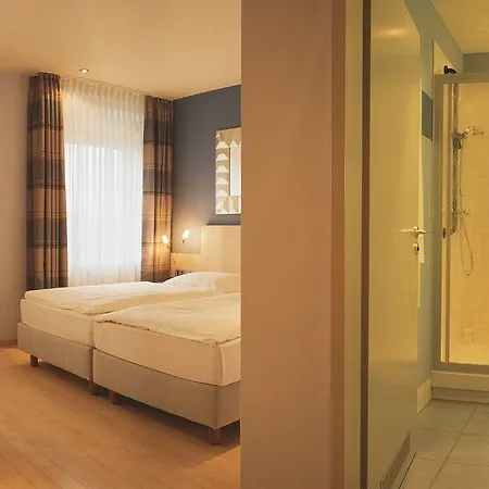 Hotel June Six Hanower