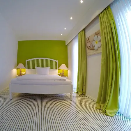 June Six Hotel