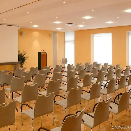 June Six Hotel Hanower